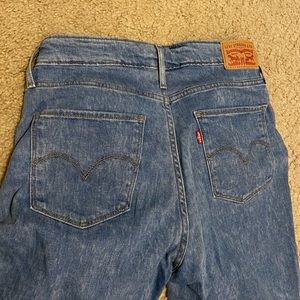Levi’s 721 Highrise Skinny